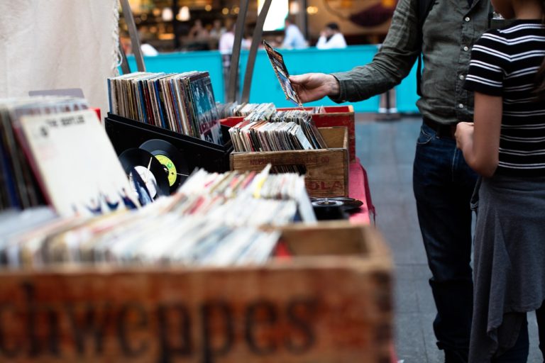Guide on consumer rights in Australia - NepaliPage