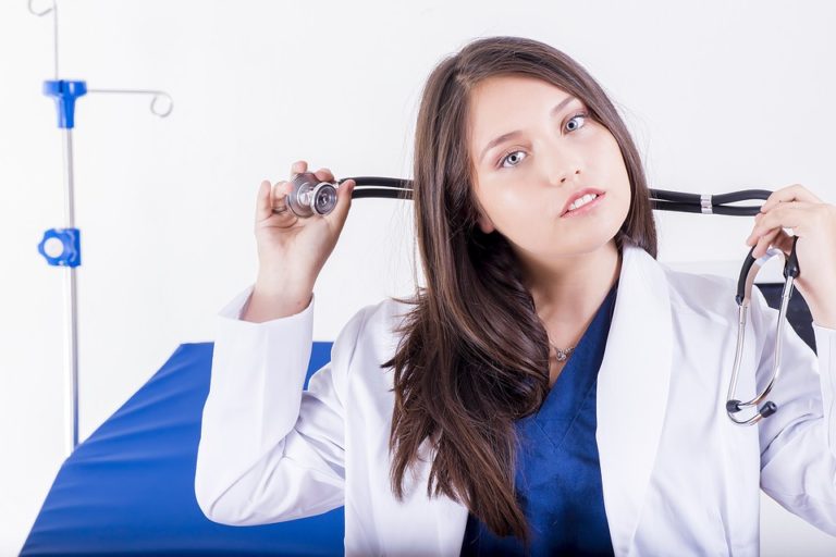 20 Midwives and 1650 Registered Nurses were invited in 10 months - NepaliPage