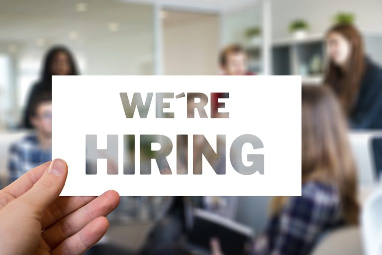 Australia has record job vacancies, but don’t expect it to lead to higher wages - NepaliPage